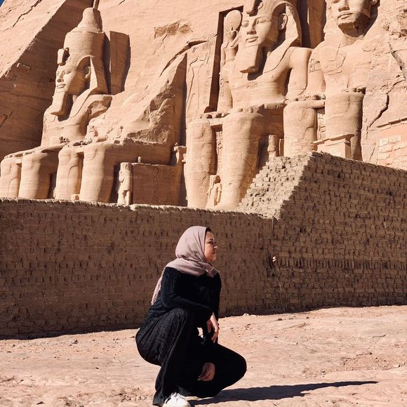 Meet your Posher, Eman - Picture 1 of 1